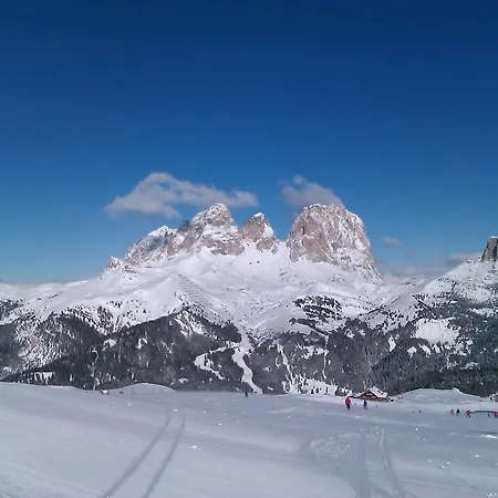 Des Alpestal Apartment Canazei