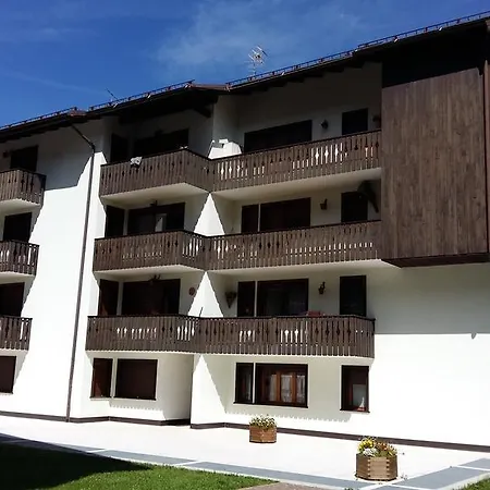 Des Alpestal Apartment Canazei