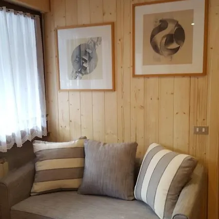 Des Alpestal Apartment *